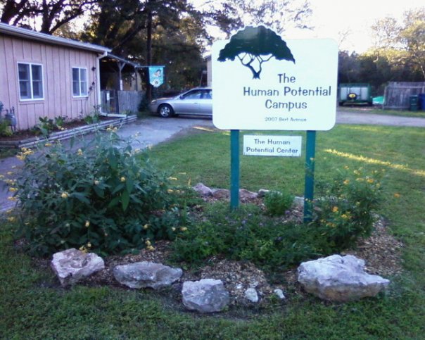 2025-11-04_690a83c48edfd_CampusSign